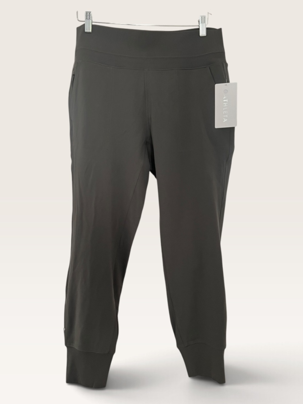 NWT Gorpcore Athleta Olive Venice Jogger (L)